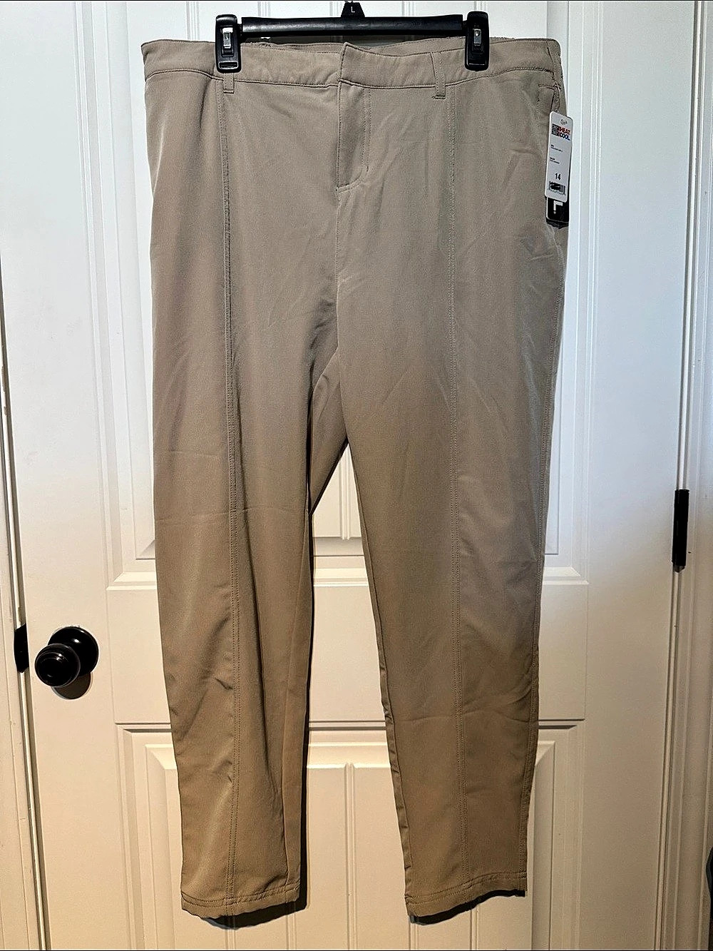 Women’s 32 Degrees Heat/Cool pants Ankle Pants in Khaki Size 14 NWT